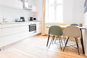 Spacious and Cool 1-bed in Gadekvarteret