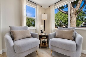 Downtown Windsor Home With Hot Tub & Pool Table