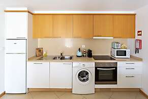 CG 21H - Pool - Cabanas Gardens