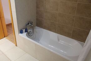 CG 71M - Dplx Garden - Cabanas Gardens