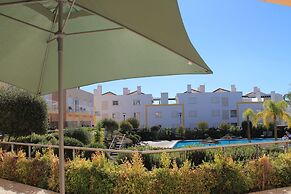 CG 11A - Pool - Cabanas Gardens