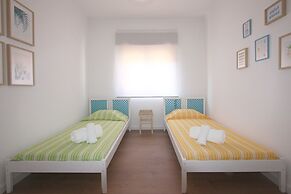 Jara in Tavira With 3 Bedrooms and 1 Bathrooms