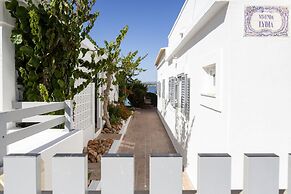 Villa Lydia in Faro With 3 Bedrooms and 1 Bathrooms