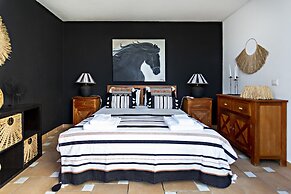 QV 210 - Black White Apartment - Quinta Velha