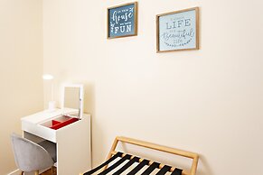 Blue Peacock in Faro