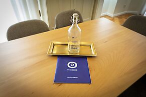 Blue Peacock in Faro