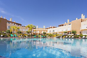 CG 12B - Pool - Cabanas Gardens