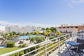 CG 12B - Pool - Cabanas Gardens