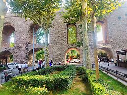 Demhat Hotel Old City