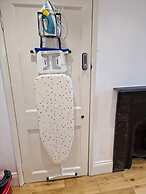 City Centre Duplex Sleeps 4 H9