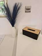 City Centre Duplex Sleeps 4 H9