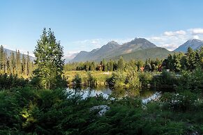 Mike Wiegele Helicopter Skiing