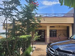 Kigali Luxe Apartment - Spacious 5 Bedrooms