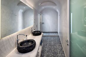 Felicity Cave Suites - Santorini
