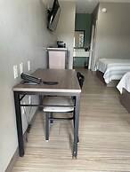 Express Inn - Richey