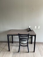 Express Inn - Richey