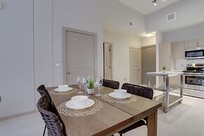 Fantastic Condo at Crystal City With Gym