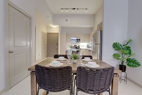 Fantastic Condo at Crystal City With Gym