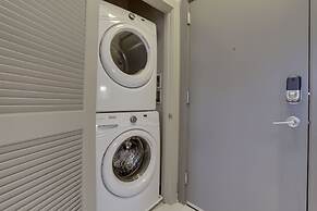 Fantastic Condo at Crystal City With Gym