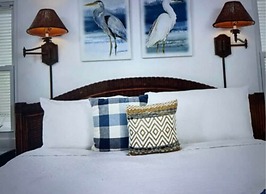 Caicos Coral Reef Beachfront Apartments