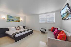 Amazing Beachside Condo