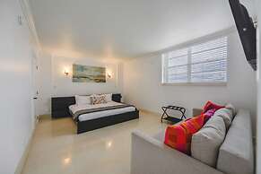 Amazing Beachside Condo