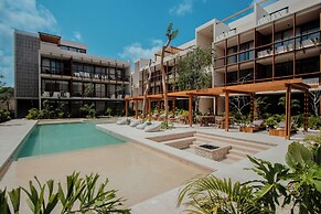 Muunek by Landboutique