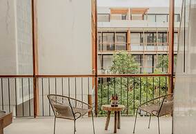 Muunek by Landboutique