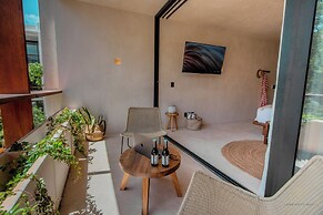 Muunek by Landboutique