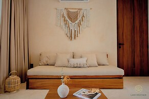 Muunek by Landboutique