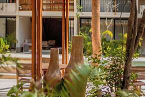 Muunek by Landboutique