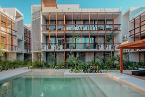 Muunek by Landboutique