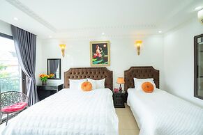 Golden Rose Premium Hotel