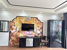 Golden Rose Premium Hotel