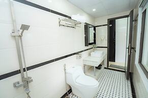 Golden Rose Premium Hotel