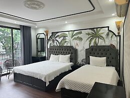 Golden Rose Premium Hotel
