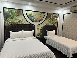 Golden Rose Premium Hotel