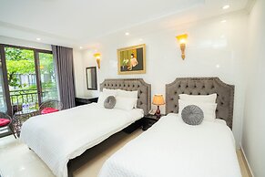 Golden Rose Premium Hotel