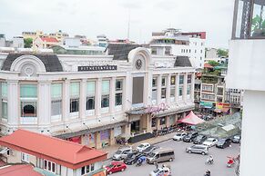 Golden Rose Premium Hotel