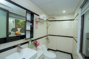 Golden Rose Premium Hotel