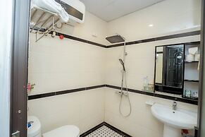 Golden Rose Premium Hotel