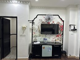 Golden Rose Premium Hotel