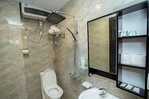 Golden Rose Premium Hotel