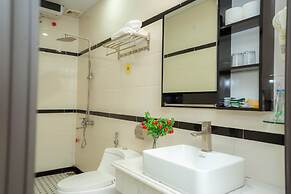 Golden Rose Premium Hotel