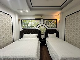 Golden Rose Premium Hotel