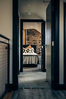 The Stables - Unique Conversion With hot tub