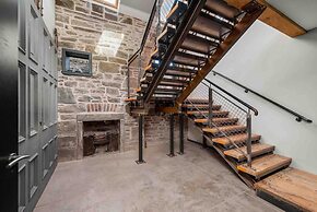 The Stables - Unique Conversion With hot tub