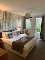 Taypark Garden View Apartment