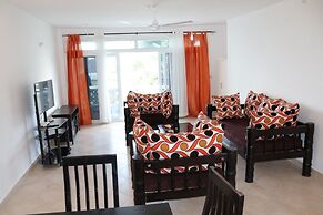 Lux Suites Kijani Beach Apartments
