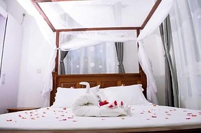 Lux Suites Kijani Beach Apartments